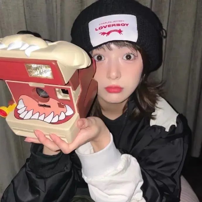 冰山下的守望者